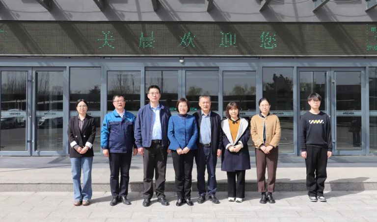 Xu Wenying, President of China Rubber Industry Association, and his delegation visited Meichen Industrial Group for research and guidance